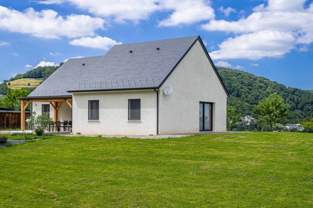 maison architecture pyrénées